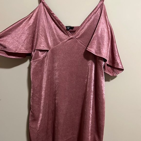 Pink shimmery le chateau dress size large. - Picture 1 of 2